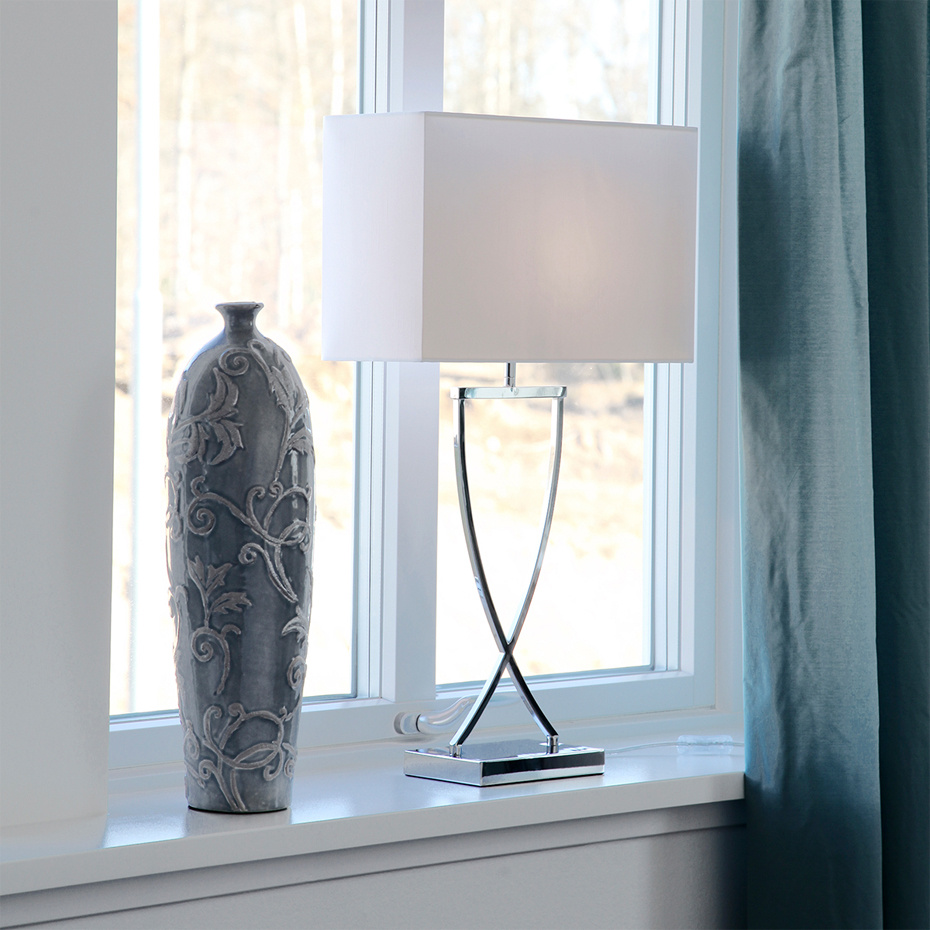 Omega Bordslampa H69cm Krom/Vit