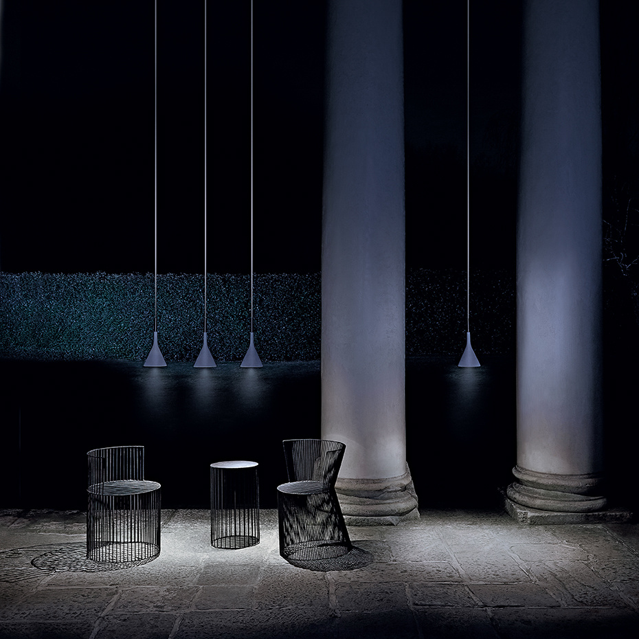 Aplomb Pendel Outdoor Red