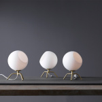 Bug 15 Bordslampa Mässing/Opalglas Bug 15 Bordslampa Mässing/Opalglas