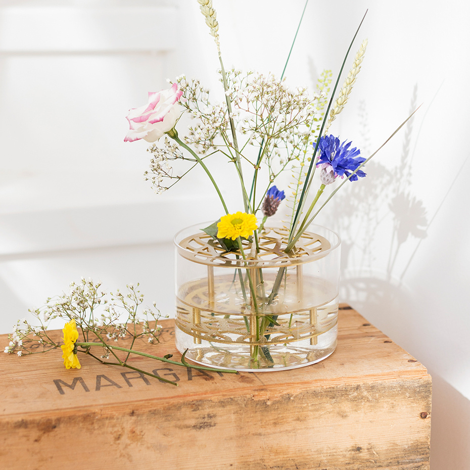 Äng Vas Liten Svart