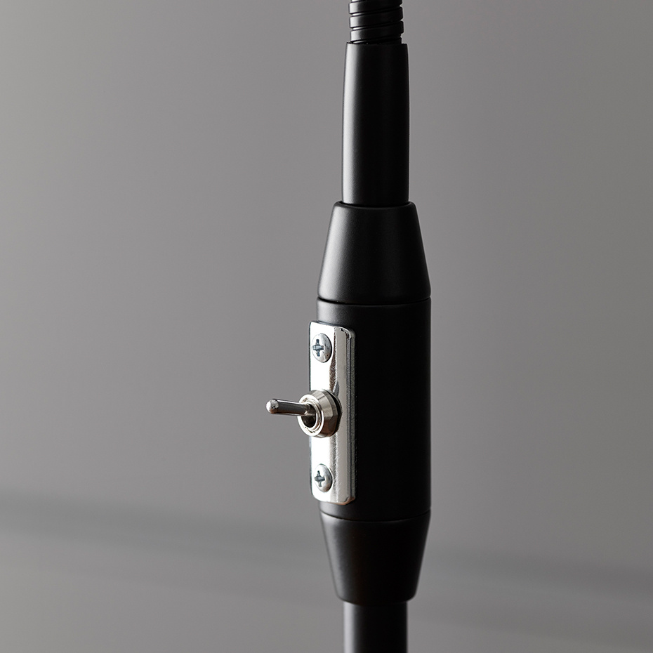 Ledro Golvlampa Mattvit