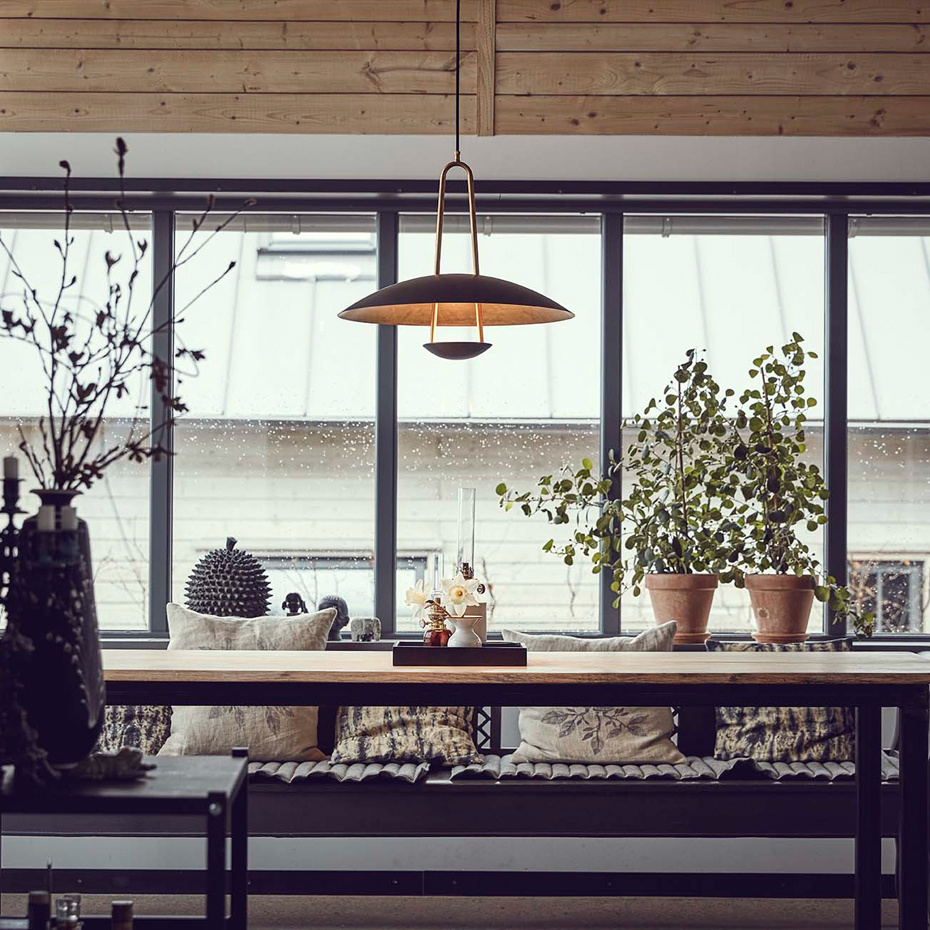 Satellit Pendel Ø550 Mattsvart/Rå Mässing