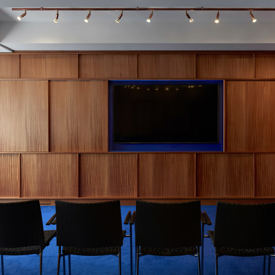 Star 6 Skena Rå Stål