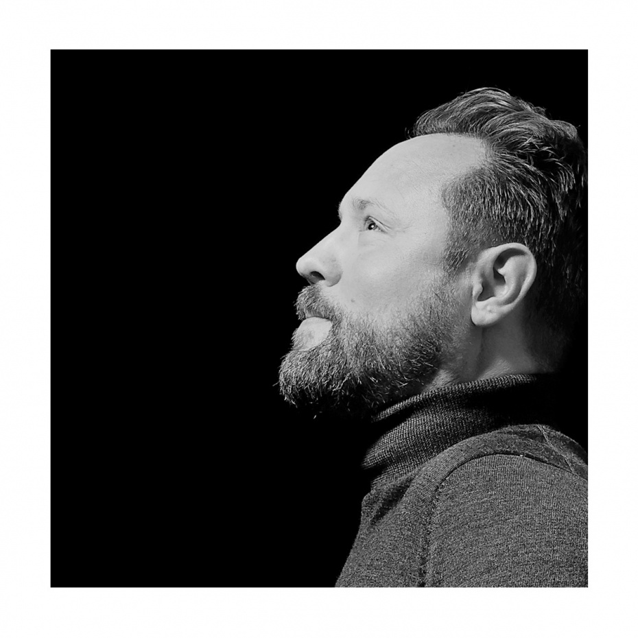 Ray Pendel Stor Rå Mässing