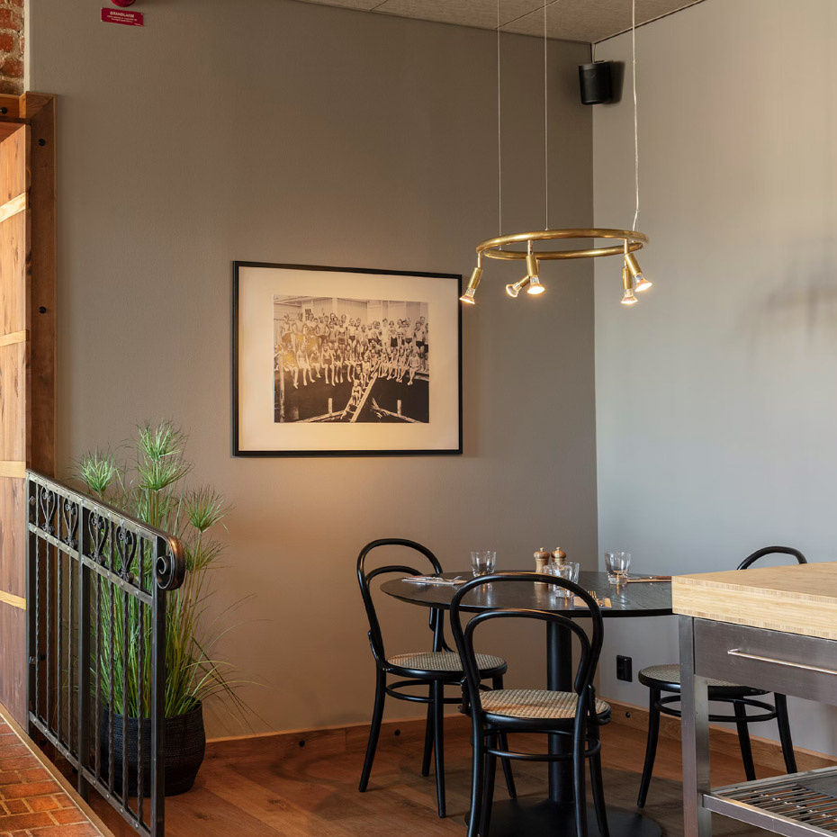 Star 5 Rund Taklampa/Vägglampa Svart