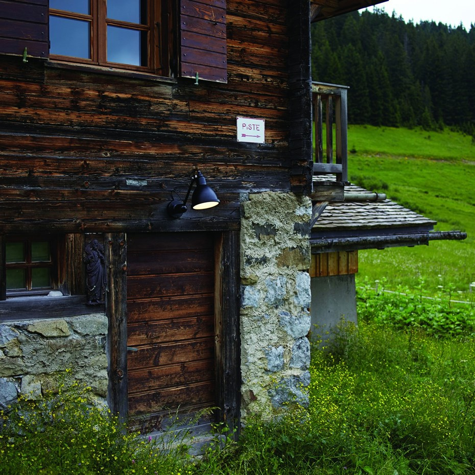 Lampe Gras N°304 XL Utomhus Vägglampa Svart/Rå