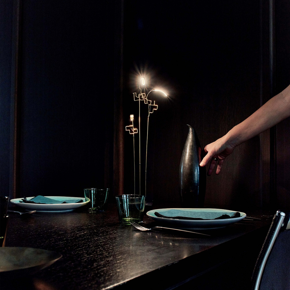 Boucle Portabel Bordslampa Gold