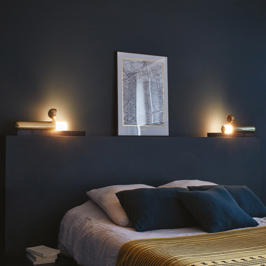 ISP Bordslampa Black Marble/Varnished Brass