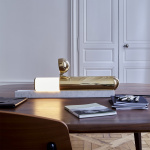 ISP Bordslampa White Marble/Varnished Brass ISP Bordslampa White Marble/Varnished Brass