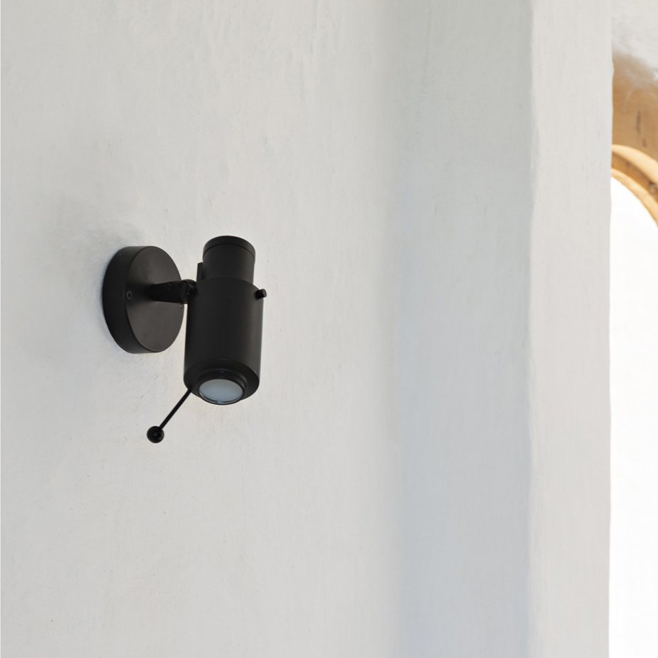 Biny Spot Bulb Switch Vägglampa Black/Black
