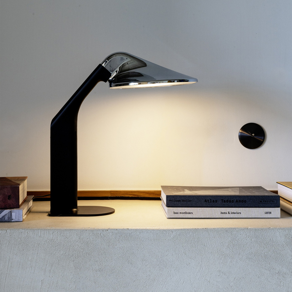 Niwaki Bordslampa Black/Chrome