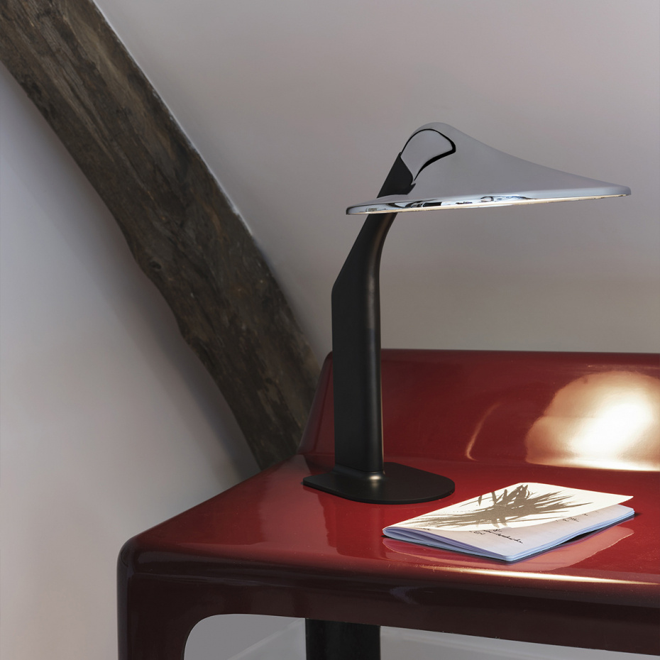 Niwaki Bordslampa Black/Chrome