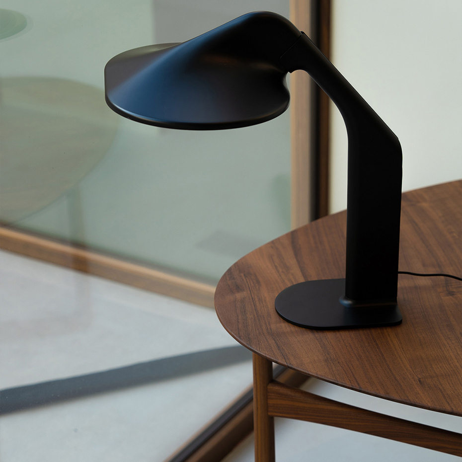 Niwaki Bordslampa Black/Black