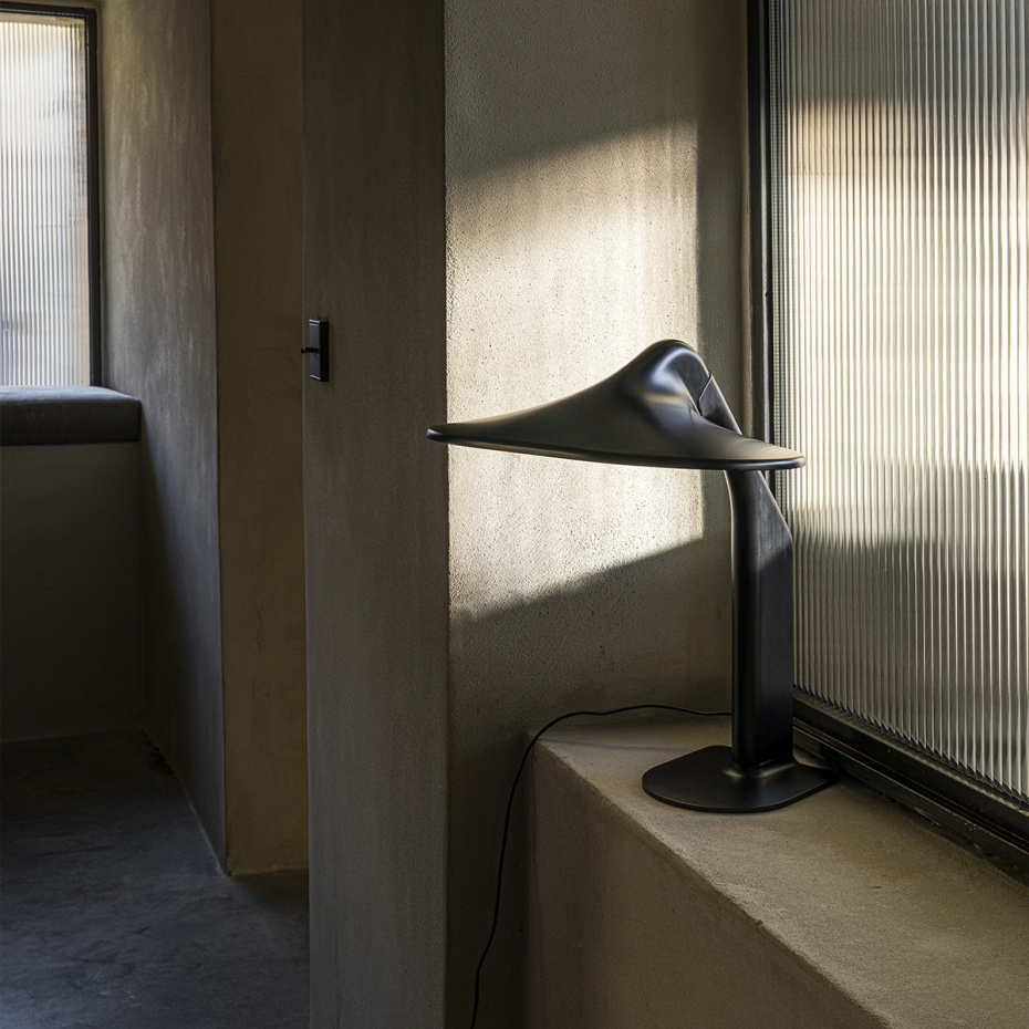 Niwaki Bordslampa Black/Black