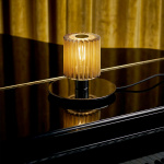 In The Sun 220 Bordslampa Black/Gold In The Sun 220 Bordslampa Black/Gold