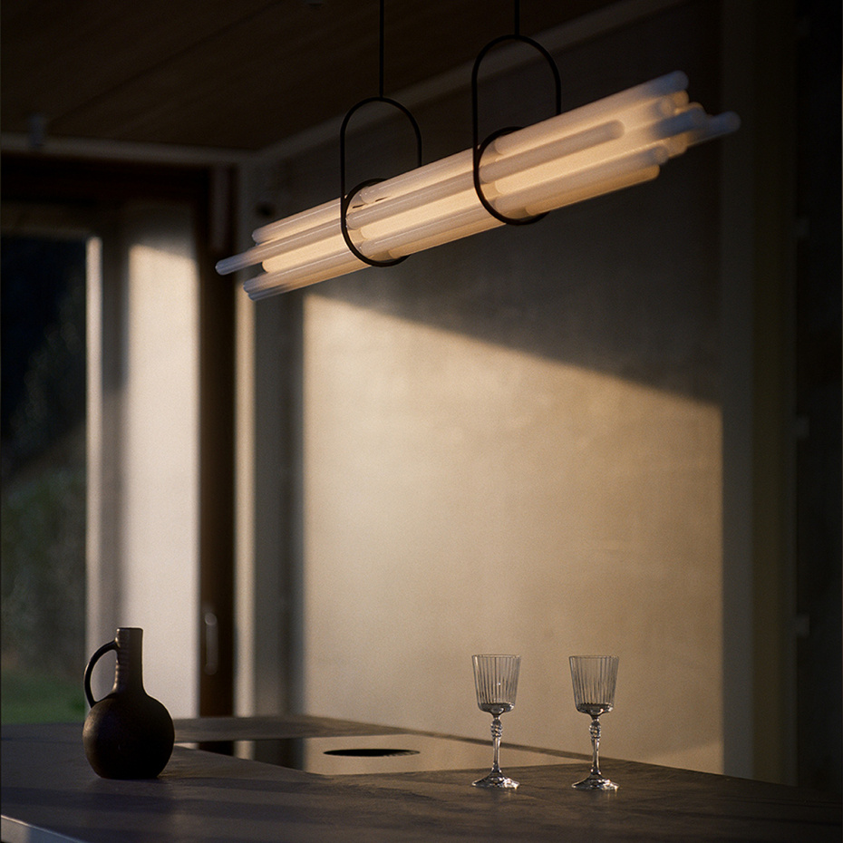 NL12 2400K Pendant Black