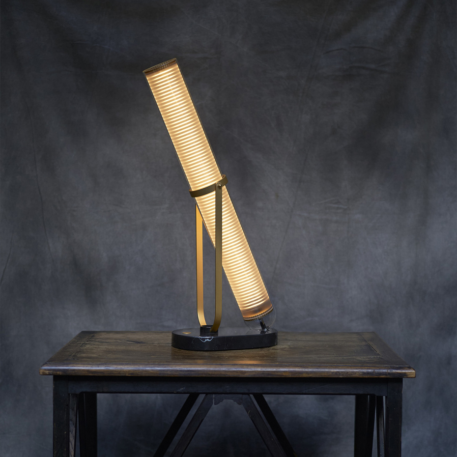 La Lampe Frechin Bordslampa Black/Gold