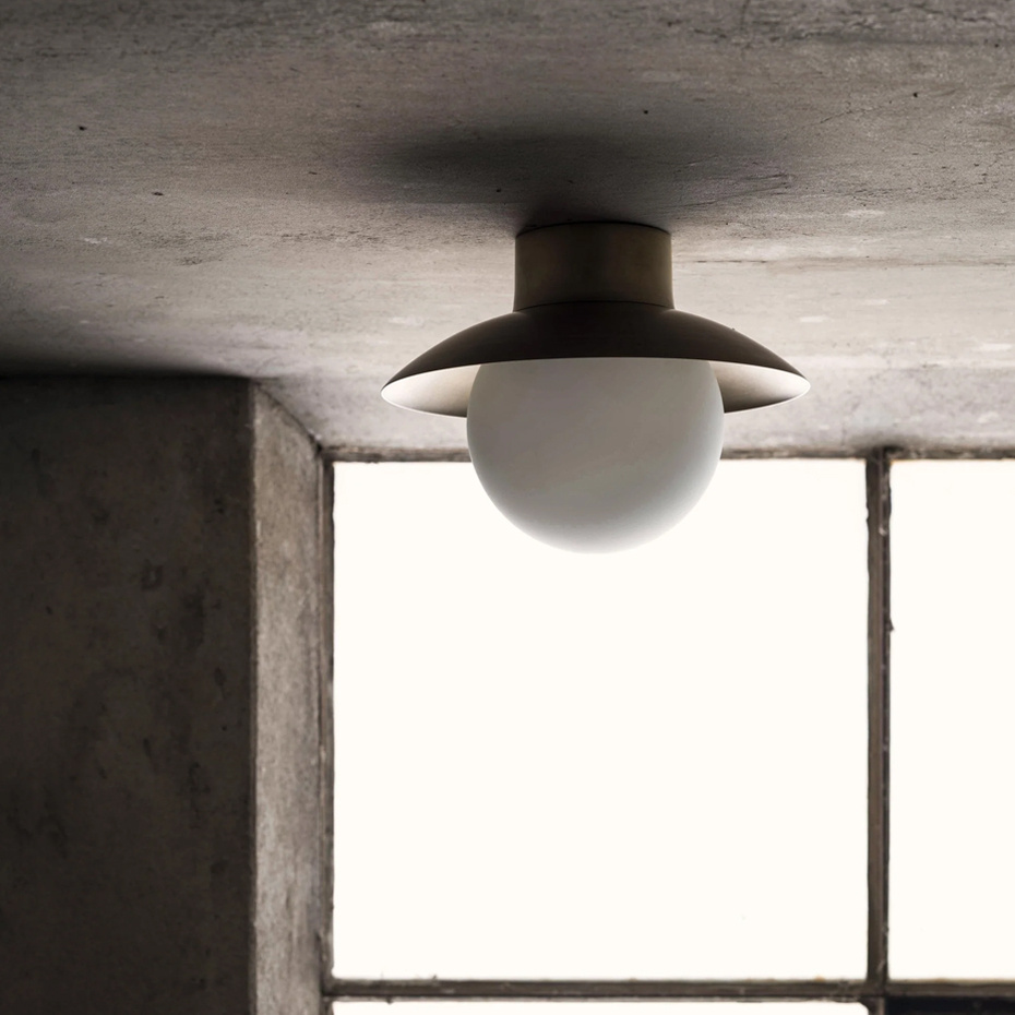 Spa Plafond Ø250 Rå Mässing/Opalglas IP44