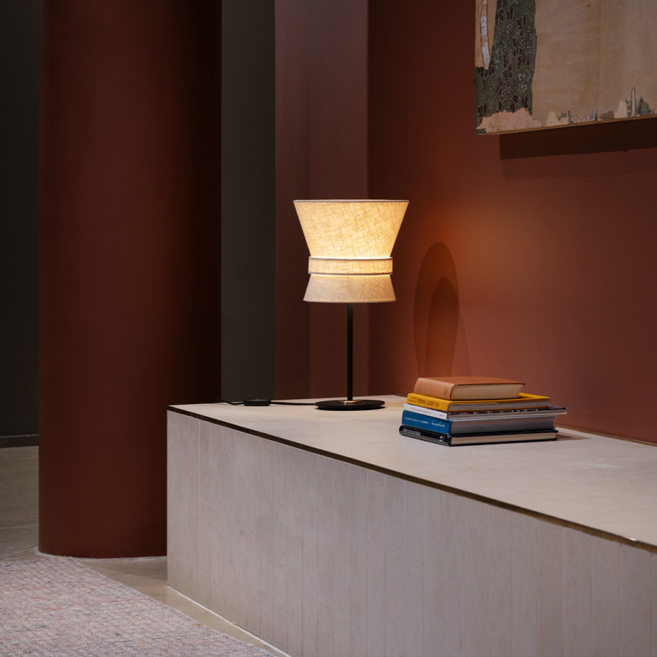 Bow Bordslampa Liten Svart/Yellow Ochre