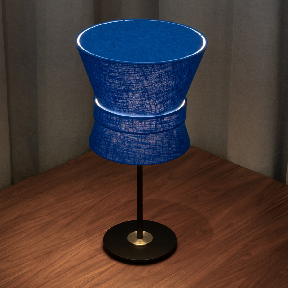 Bow Bordslampa Liten Svart/Midnight Blue