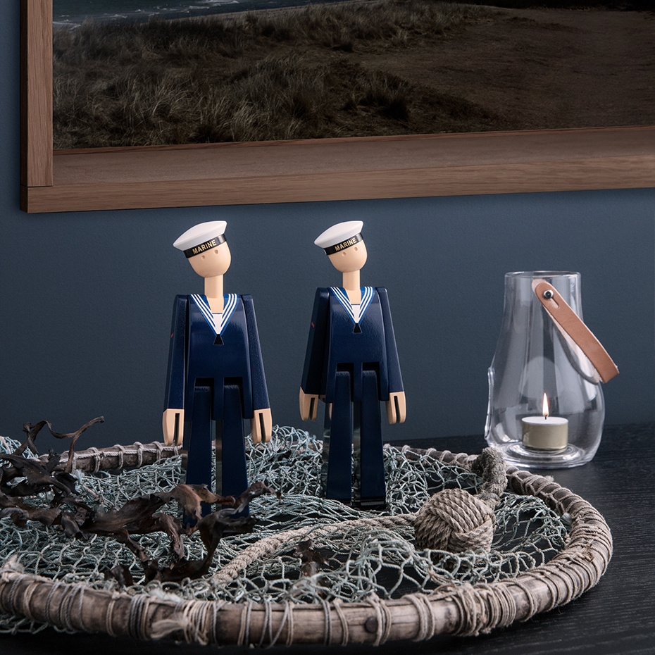 Marine Träfigur Mörkblå/Vit