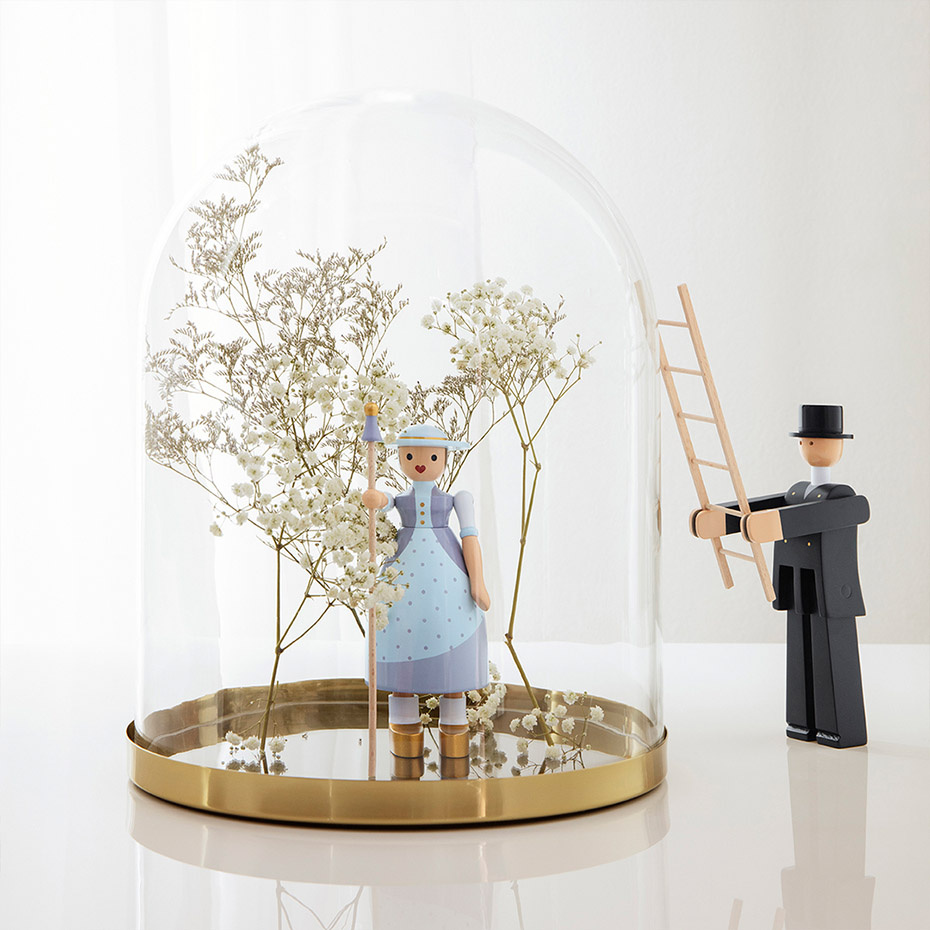 Herdinnan Träfigur Ljusblå