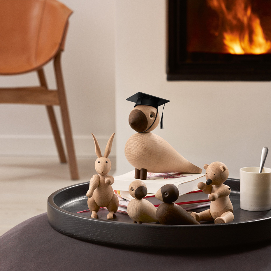 Graduation Hat Träfigur Liten Svart