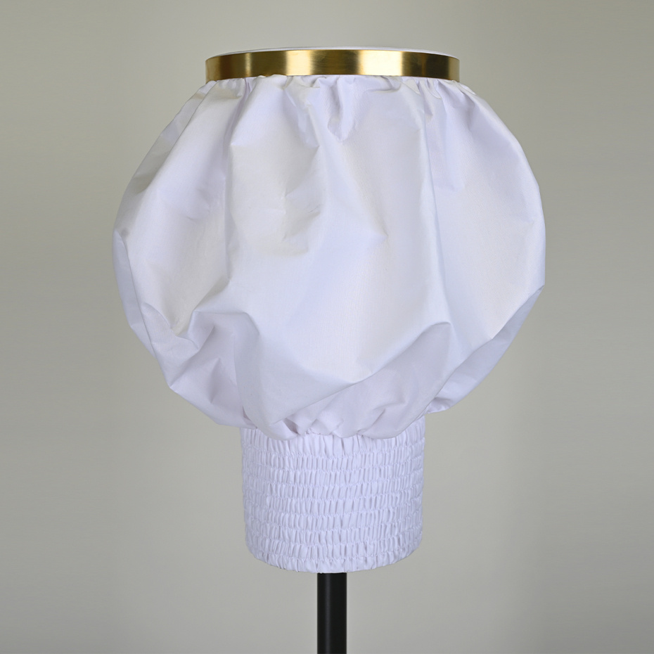 Q Cuff Golvlampa Svart Struktur