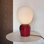 Buddy Bordslampa Vinröd/Opalglas Buddy Bordslampa Vinröd/Opalglas