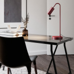 Curve Bordslampa H51cm Mörkröd Curve Bordslampa H51cm Mörkröd