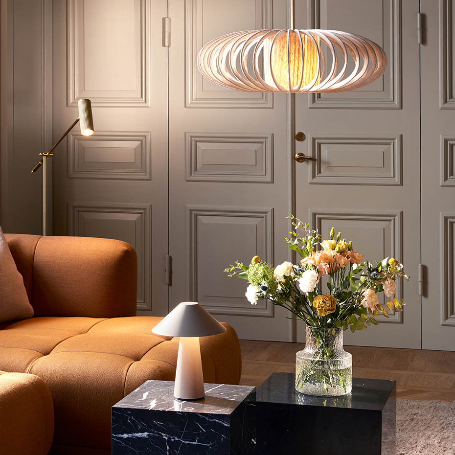 Hubble Read Golvlampa Vit