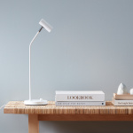 Cato Curved Bordslampa Mattvit Cato Curved Bordslampa Mattvit