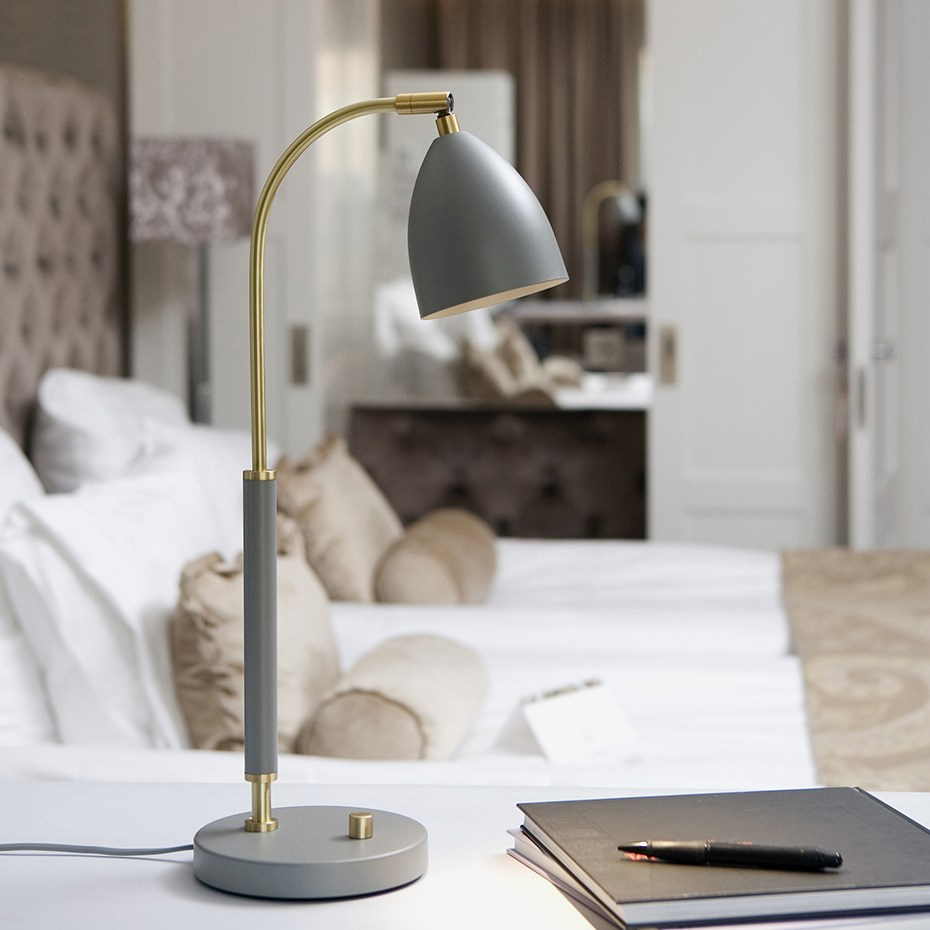 Deluxe Bordslampa Vit/Mässing