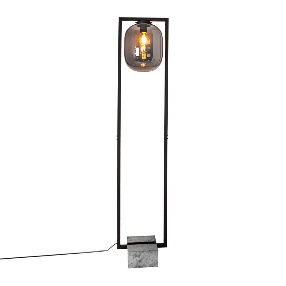 Dixton Golvlampa Rökfärgad