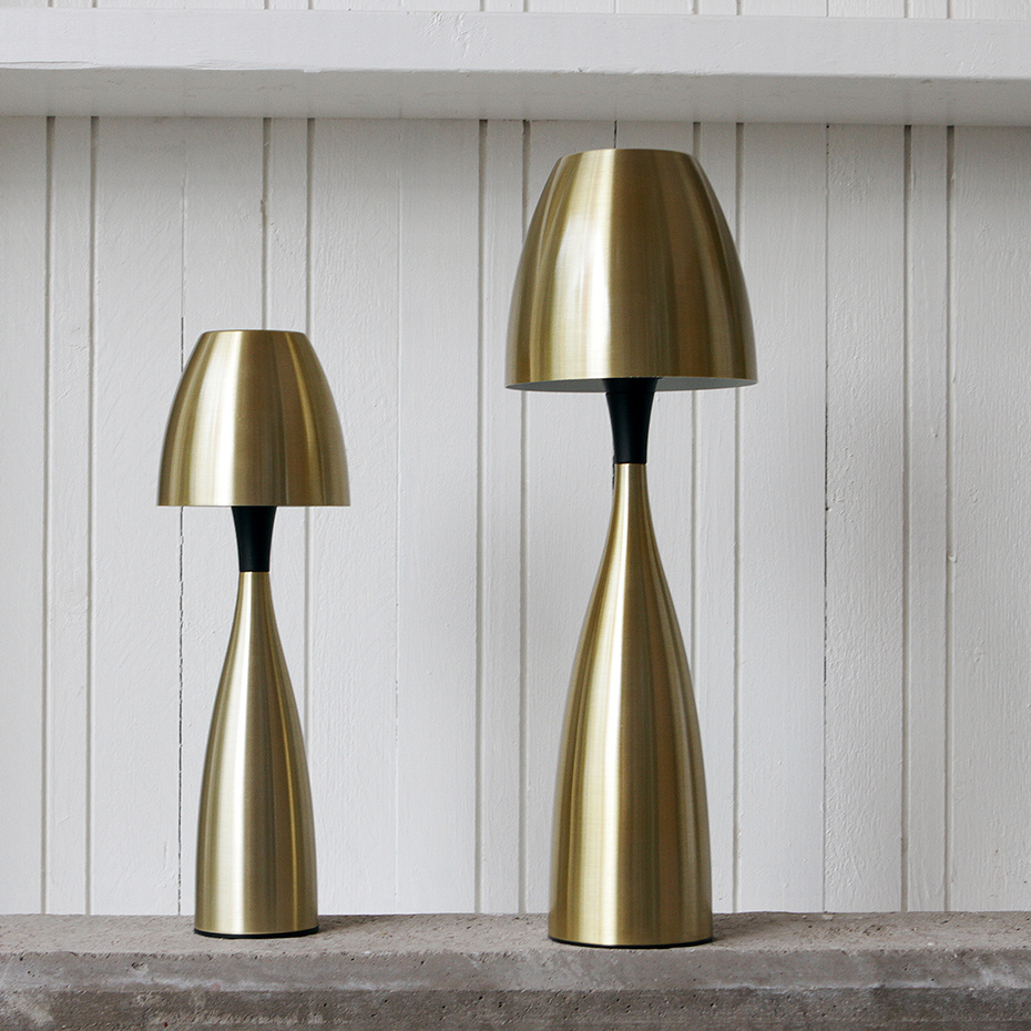 Anemon Bordslampa Mellan Opalglas