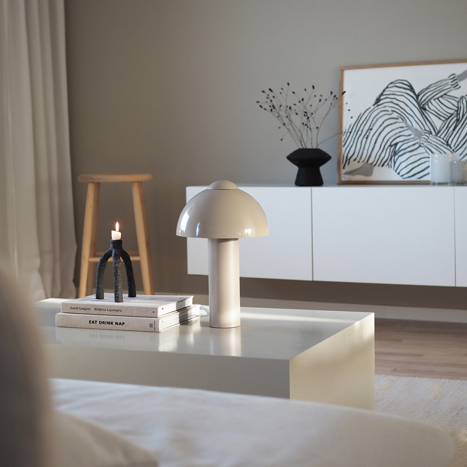 Buddy 23 Bordslampa Sand