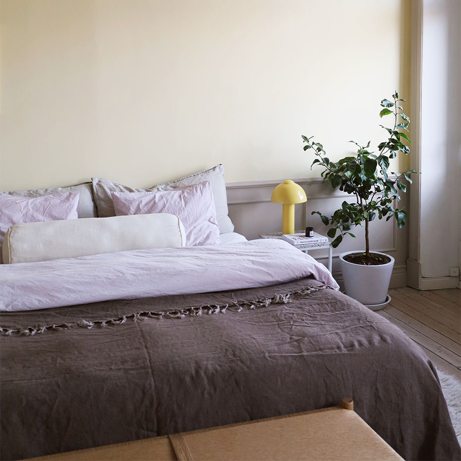 Buddy 23 Bordslampa Gul