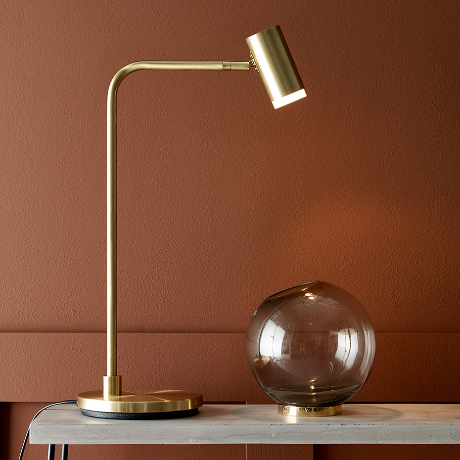 Cato Q LED Bordslampa Mattsvart