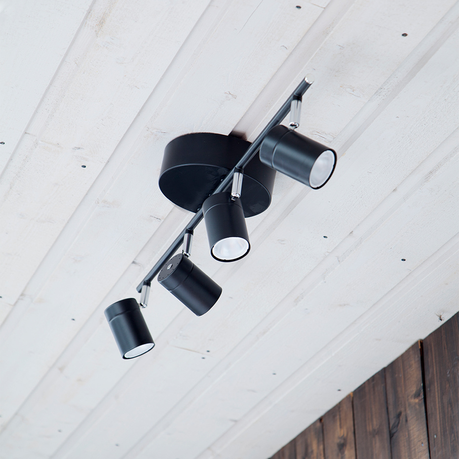 Correct 4 Spotlight Mattsvart