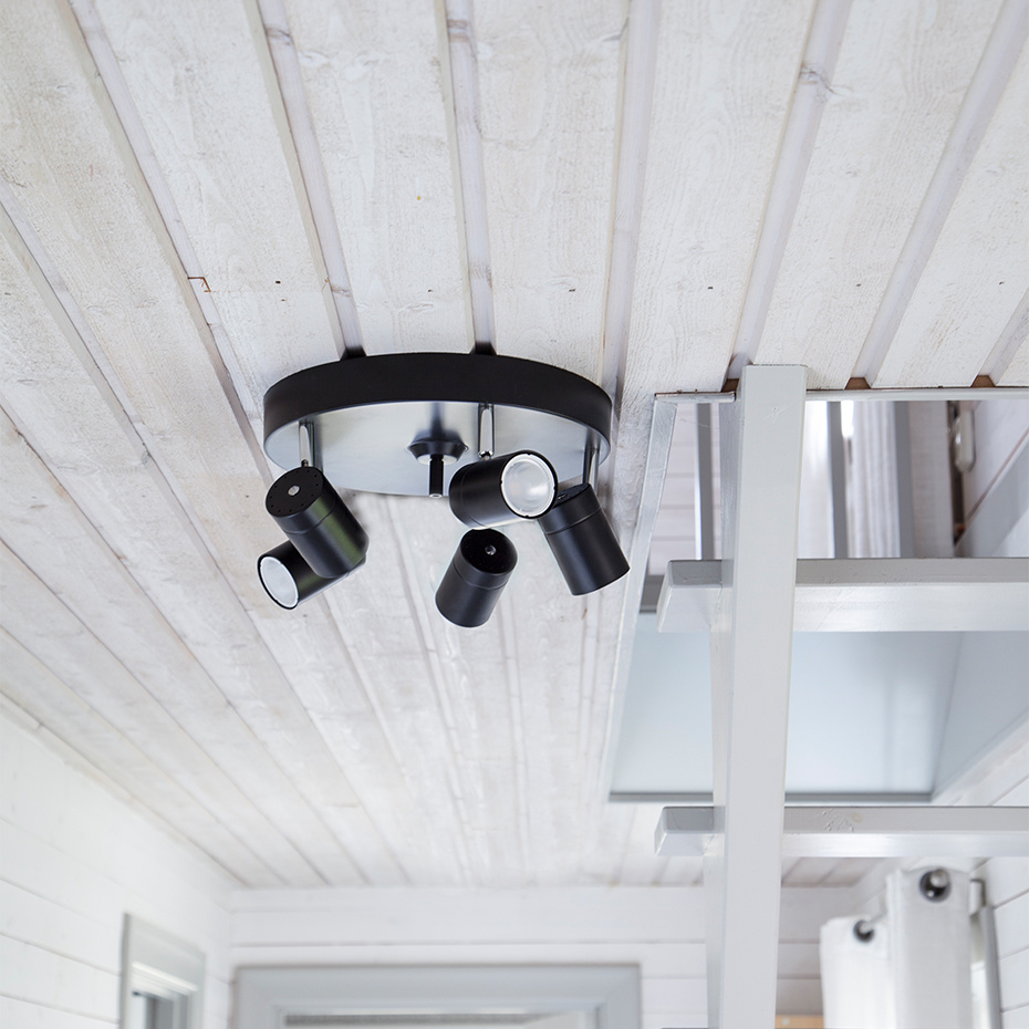 Correct 5 Spotlight Mattsvart