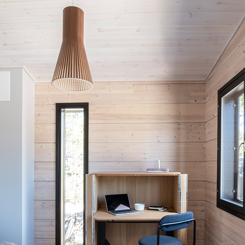 Secto 4200 Pendel Walnut