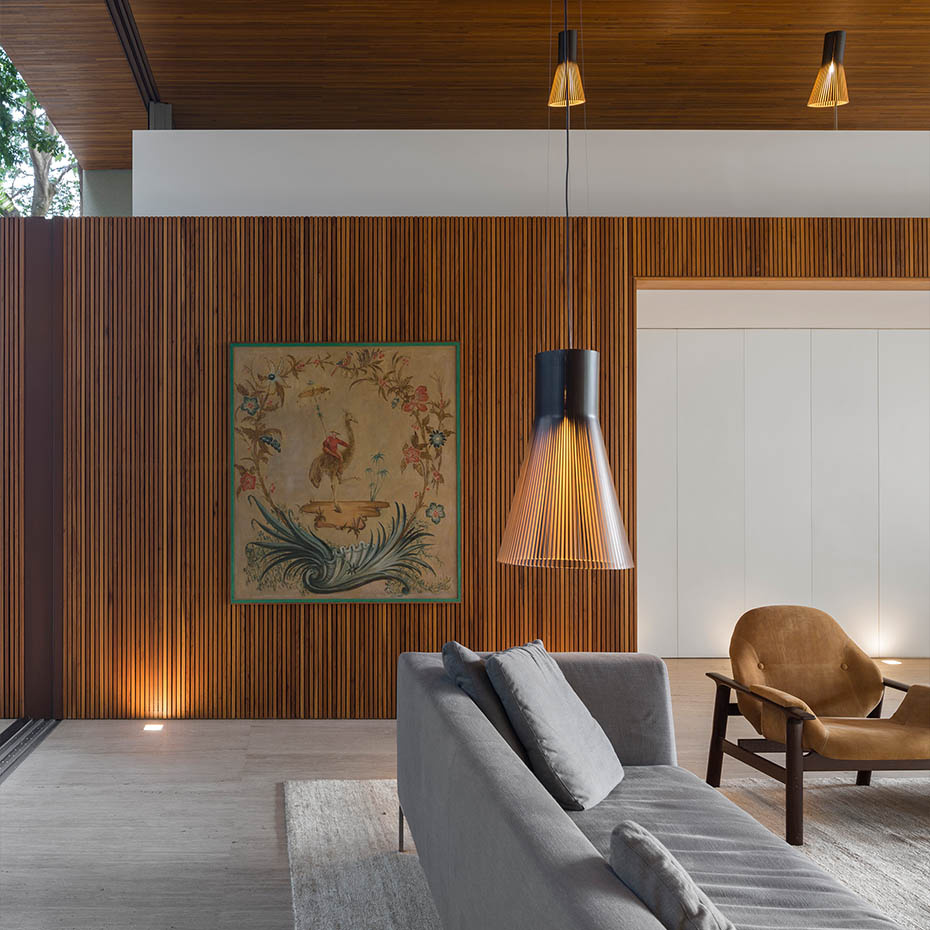 Magnum 4202 Pendel Walnut