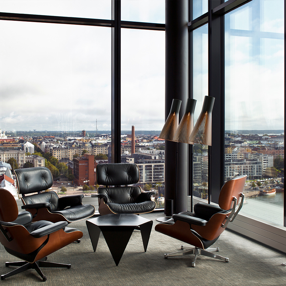 Secto 4210 Golvlampa Black