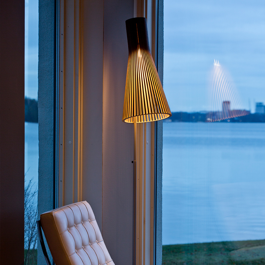 Secto 4210 Golvlampa Walnut