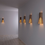 Secto 4231 Vägglampa Small Walnut Secto 4231 Vägglampa Small Walnut