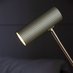 Hubble Read Bordslampa Borstad Mässing Hubble Read Bordslampa Borstad Mässing