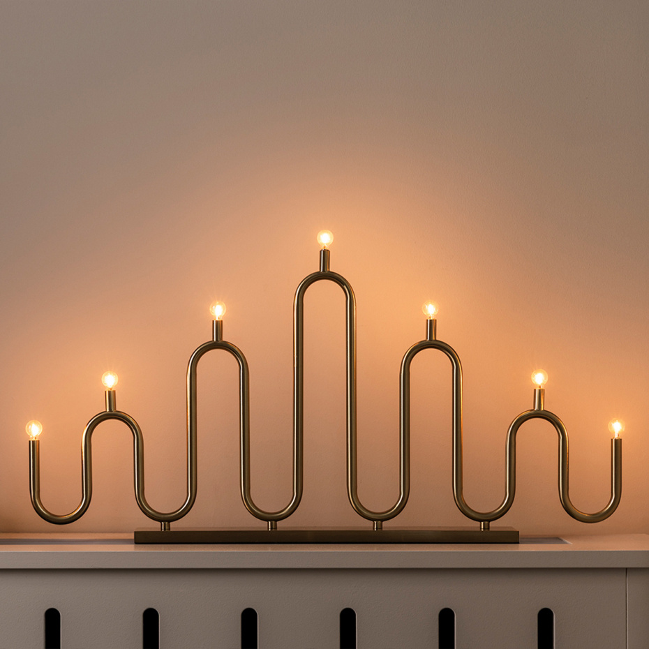 Noel 7 Ljusstake Borstad Mässing