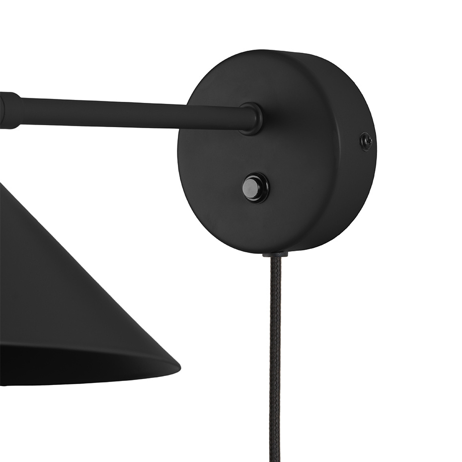 Cannes 20 Vägglampa Svart