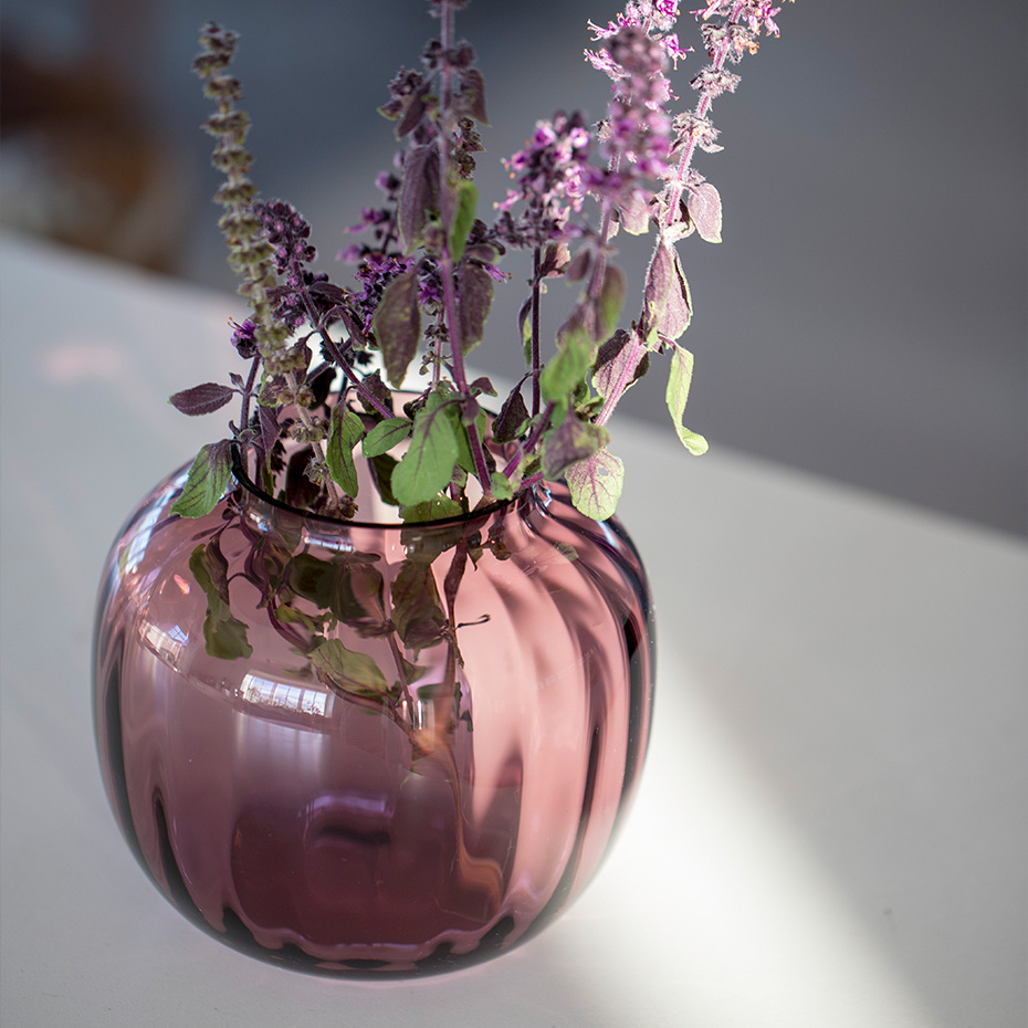 Primula Vas H12,5cm Plommon