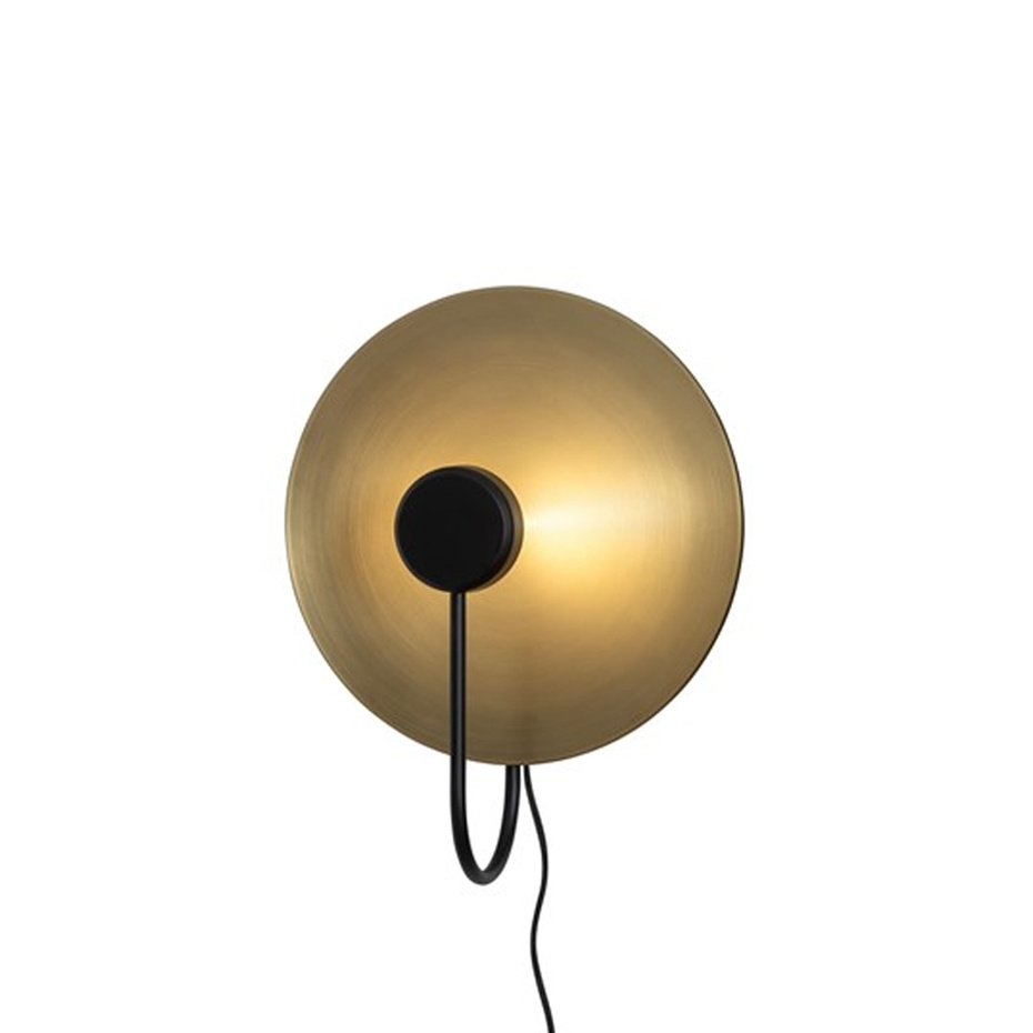 Sol Vägglampa Slipad Mässing/Mattsvart